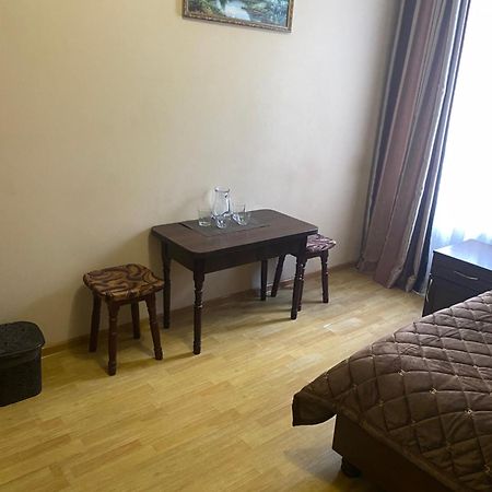 Apartments Uman Luaran gambar